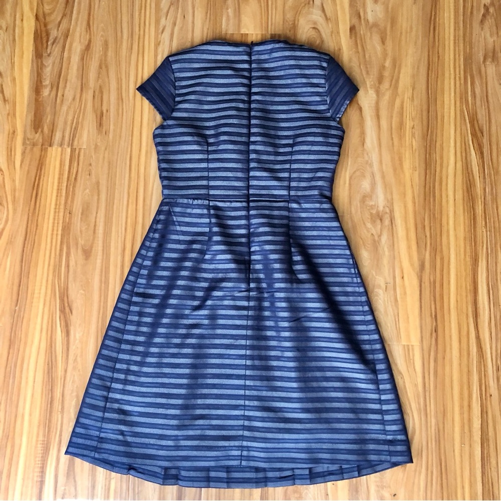 Elegant Striped Blue Dress - Picture 4 of 9